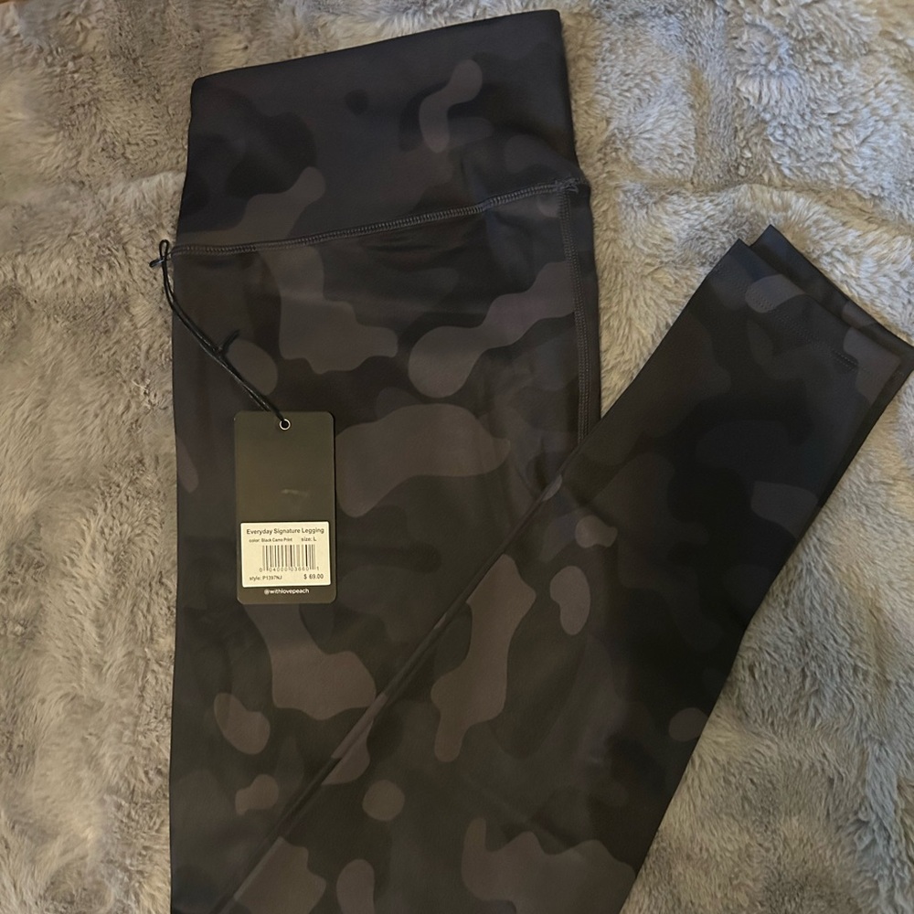 Peach Everyday Signature Leggings